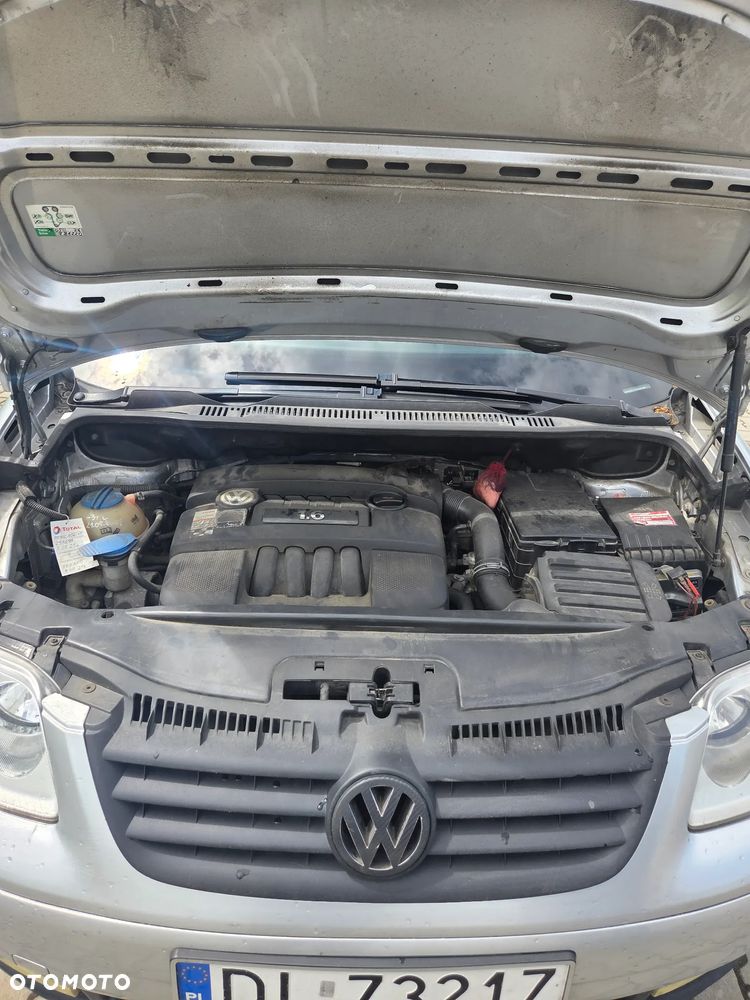 Volkswagen Touran 1.6 - 29