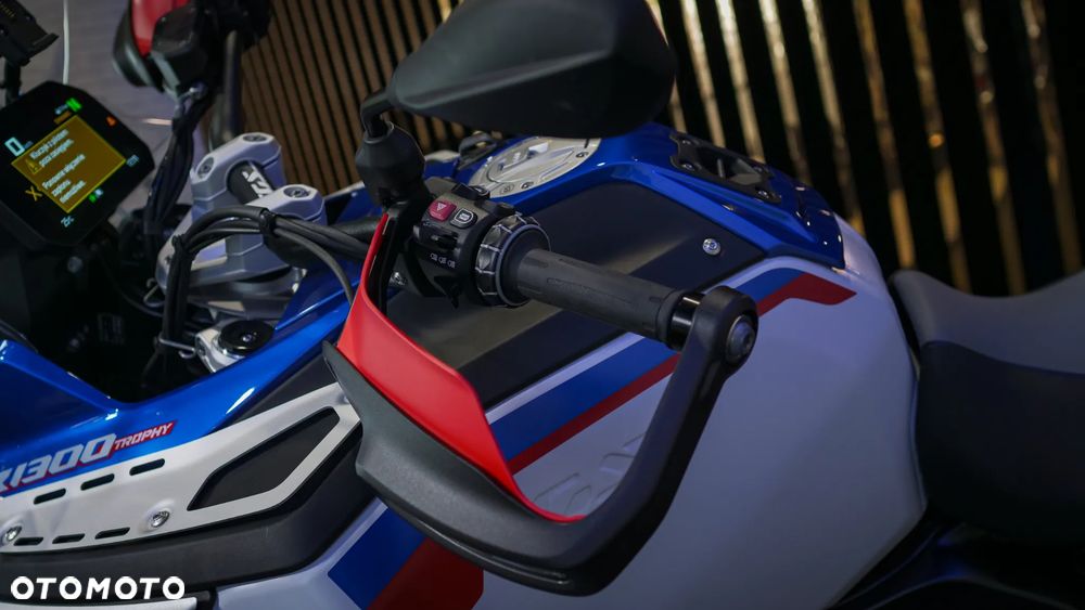 BMW R - 6