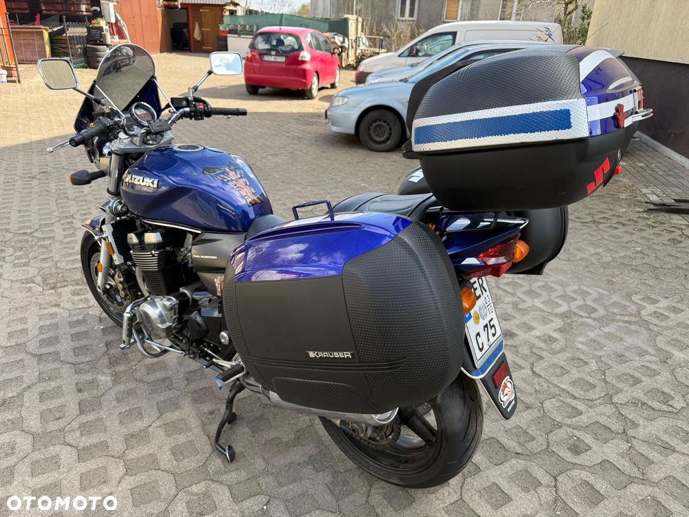 Suzuki GSX - 4