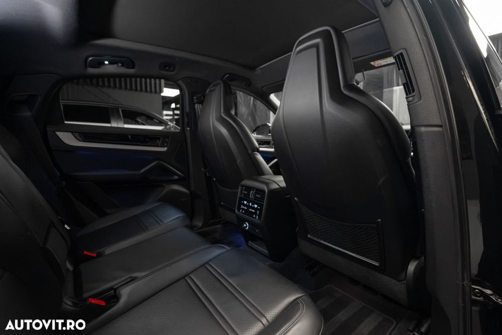 Porsche Cayenne Coupe E-Hybrid Tiptronic S - 38