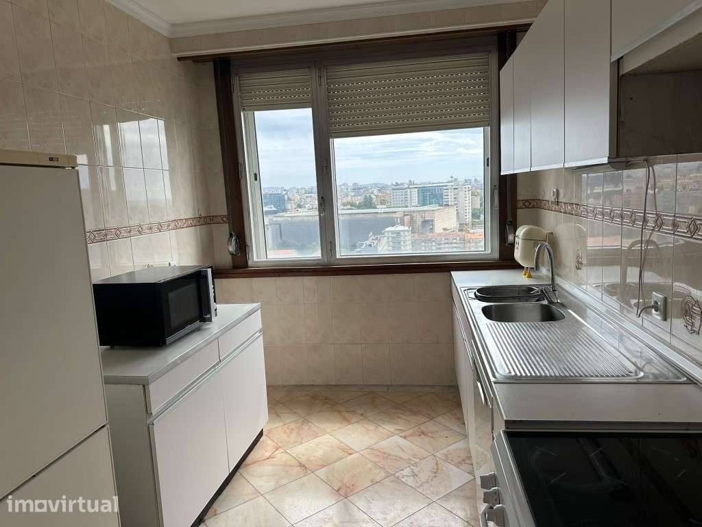 T2 para Arrendamento em Ramalde /Foco- Porto - Grande imagem: 2/11
