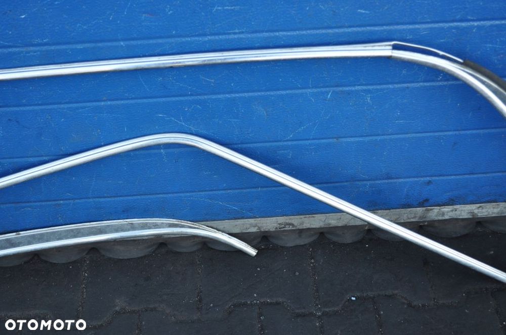 MERCEDES W123 LISTWA DACHU DACHOWA KOMPLET - 9