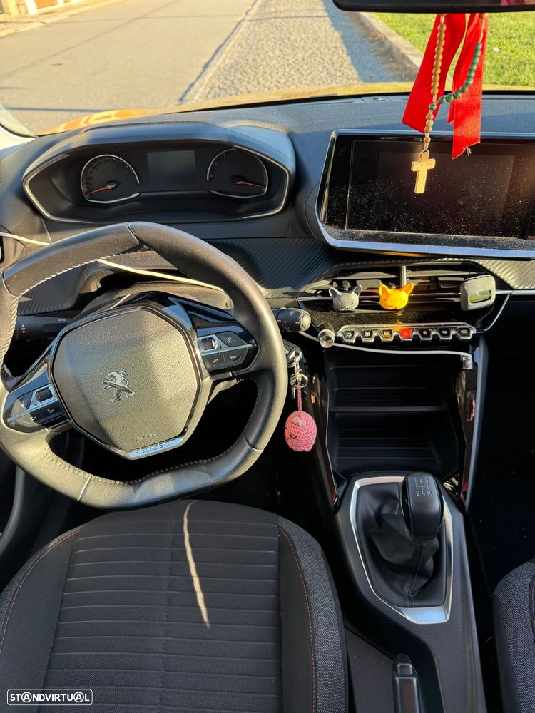 Peugeot 208 1.2 PureTech Active - 5