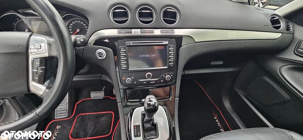 Ford S-Max - 29