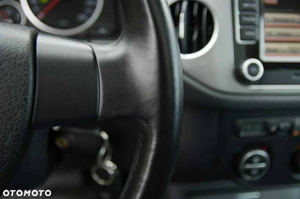 Volkswagen Tiguan - 34