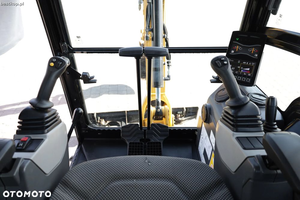 Caterpillar 301,6 - 25