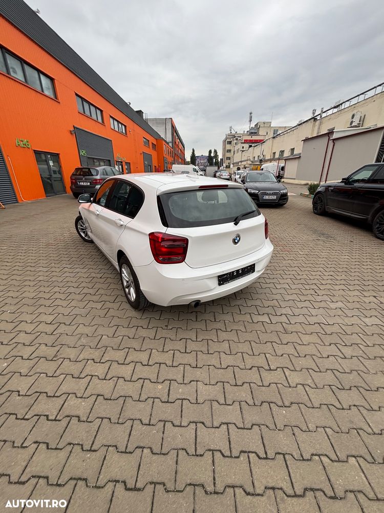 BMW Seria 1 116i - 9