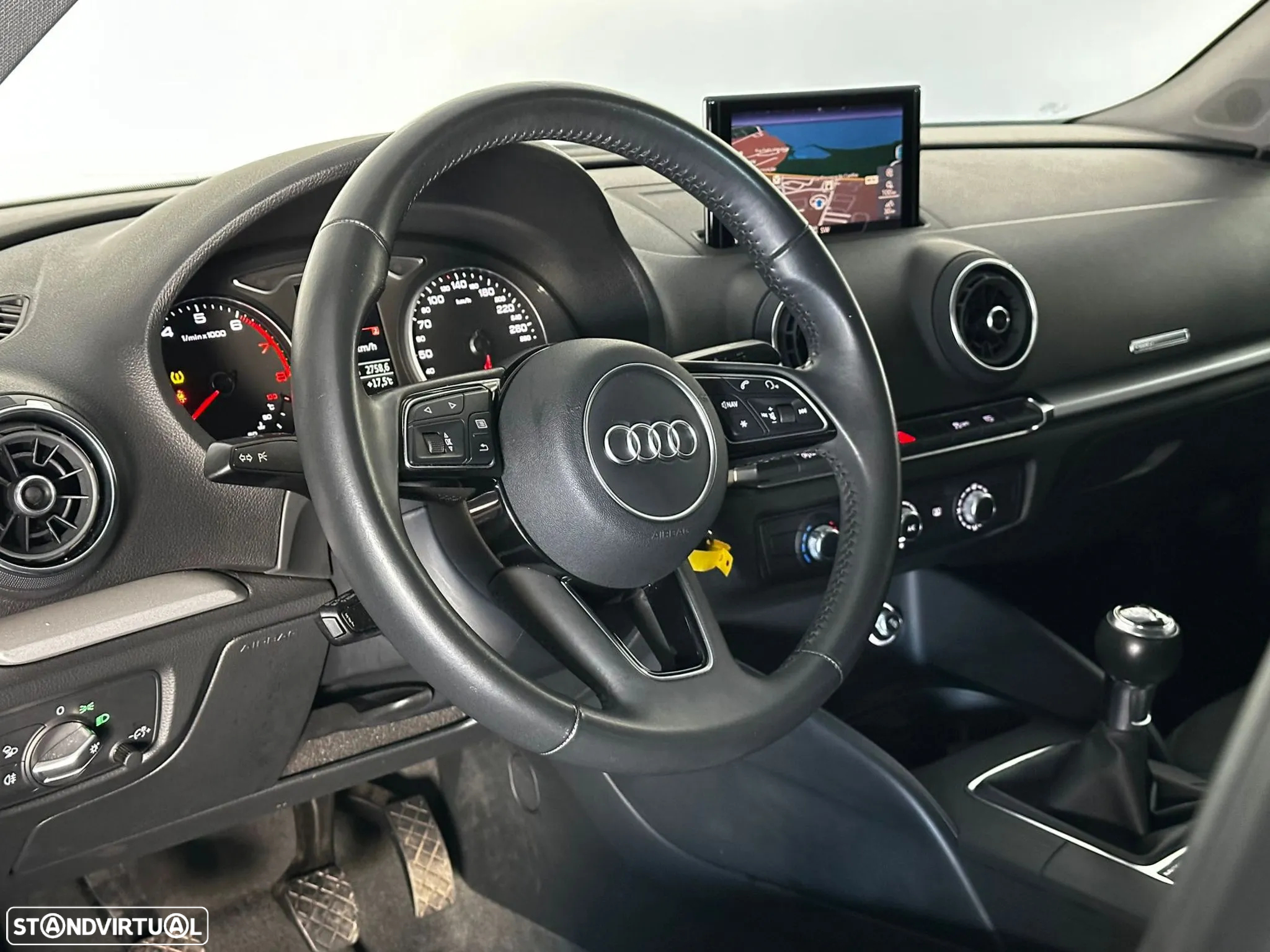 Audi A3 Limousine 30 TFSI design - 15