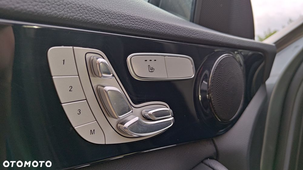 Mercedes-Benz Klasa C 220 d 9G-TRONIC - 18