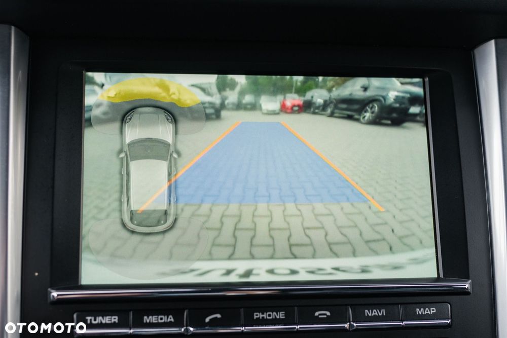 Porsche Macan - 22