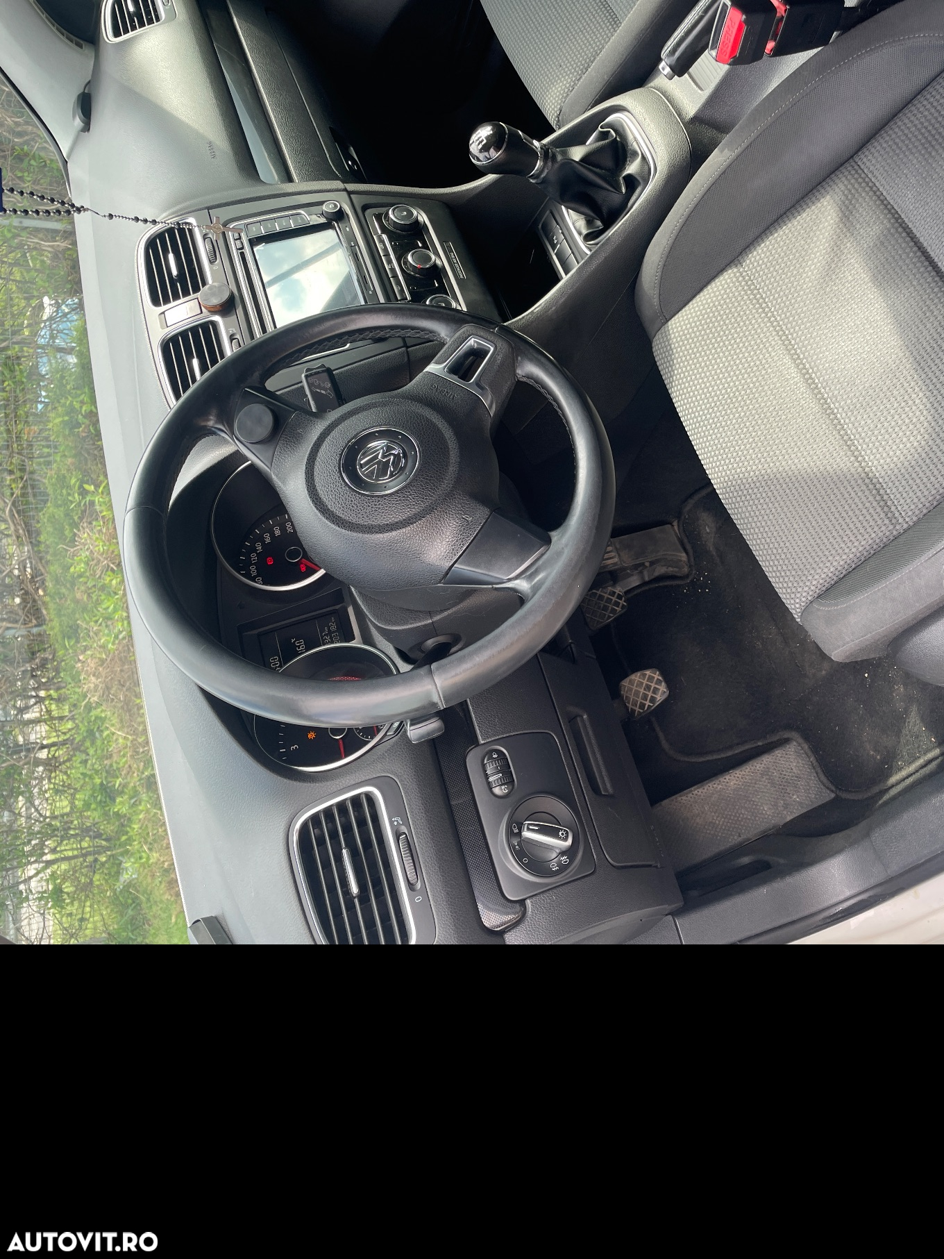 Volkswagen Golf 1.6 TDI BlueMotion Technology DPF Highline - 4