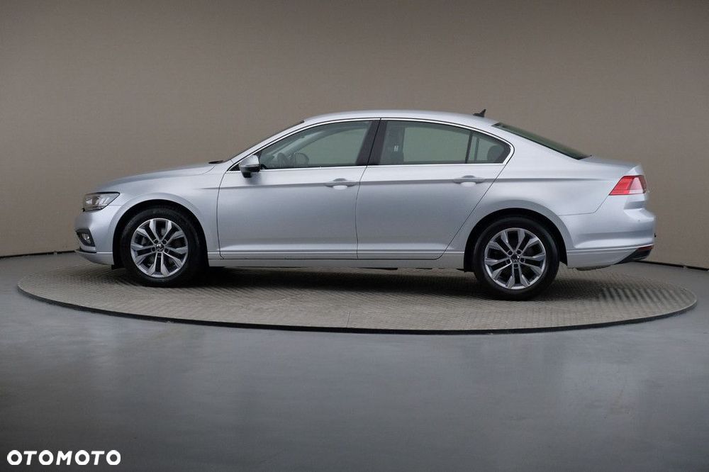 Volkswagen Passat 1.5 TSI EVO Business - 4