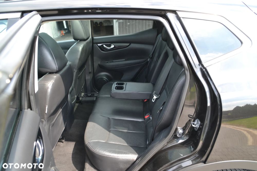 Nissan Qashqai 1.6 DIG-T 360 - 27