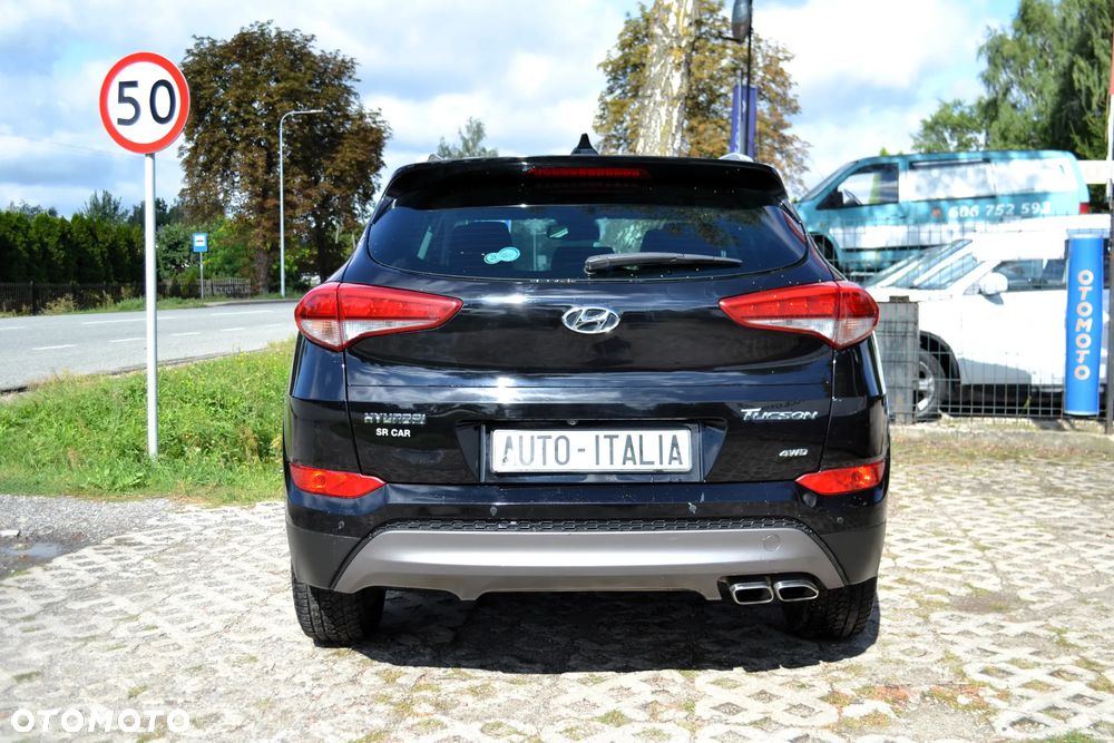 Hyundai Tucson 2.0 CRDI 4WD Style - 6