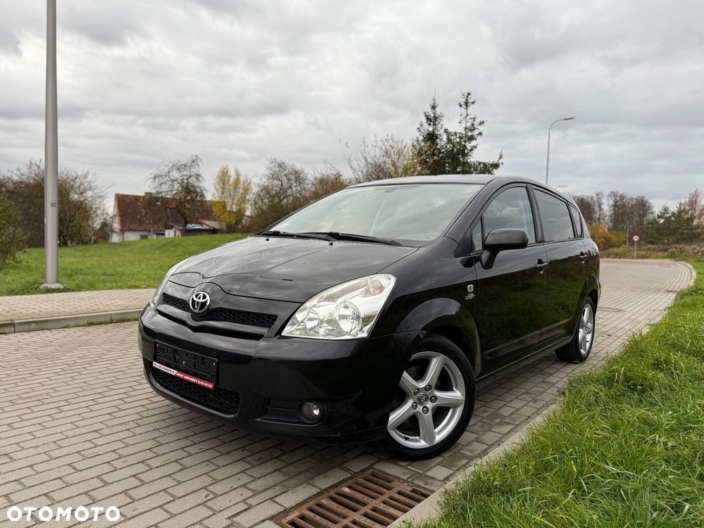 Toyota Corolla Verso 2.2 D-4D X + NAVI 7os - 3