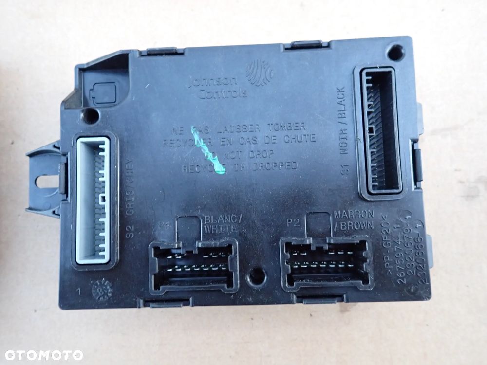 Trafic III VivaroB Talento NV300 Moduł BSI Sensor UCH 1.6 DCI Ad Blue - 3