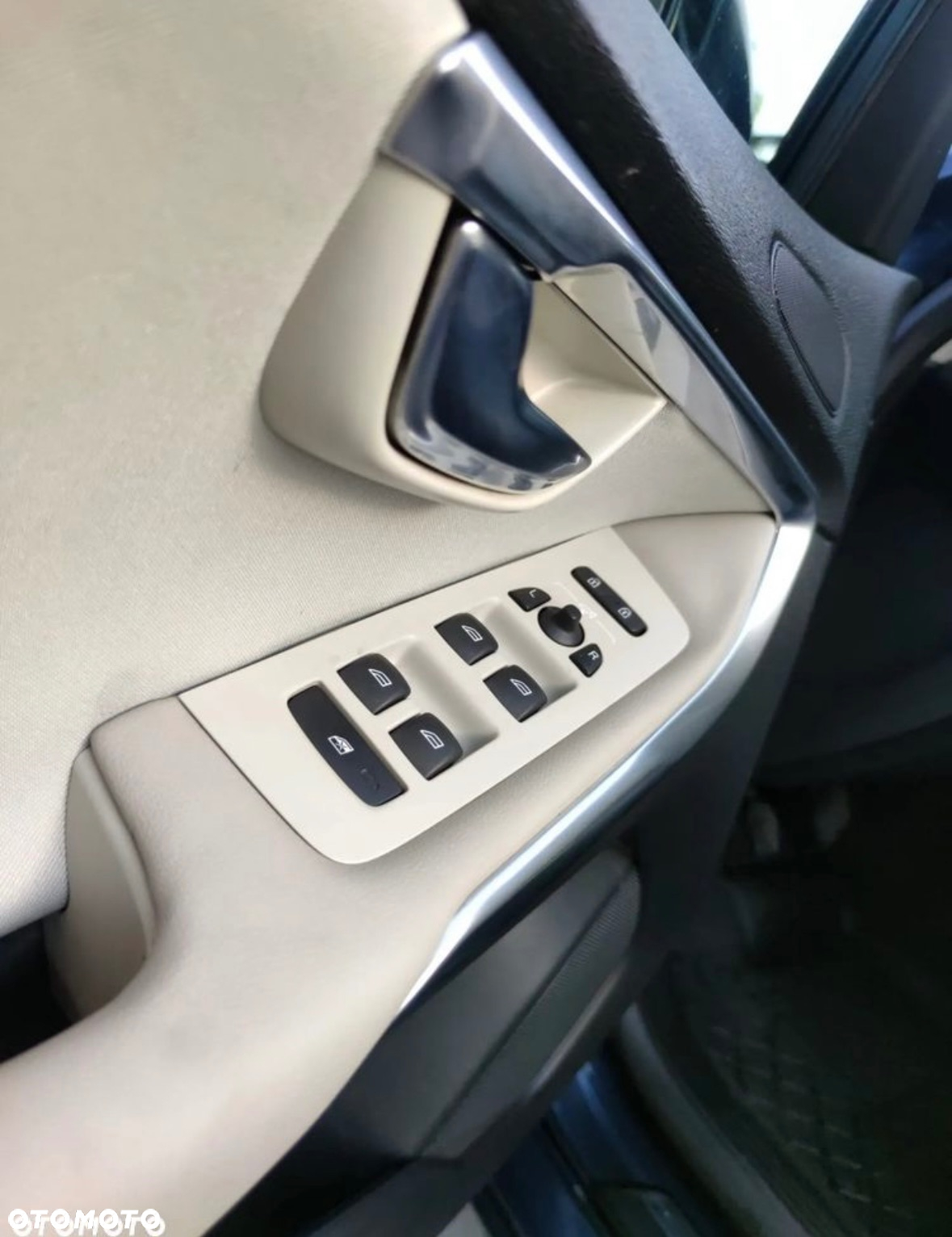 Volvo V40 D3 Momentum - 15