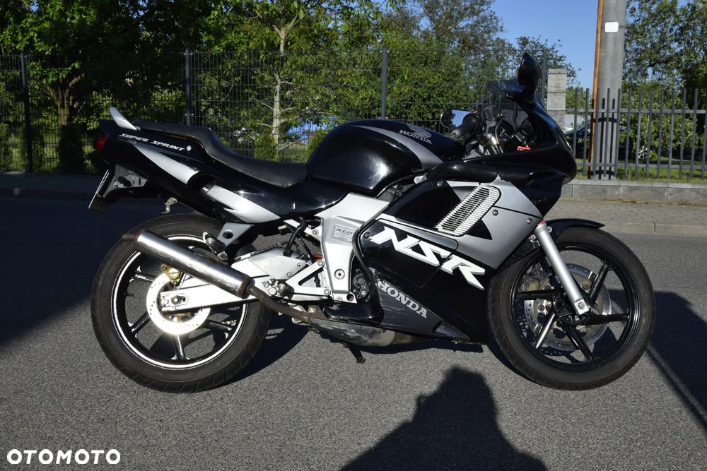 Honda NSR - 4