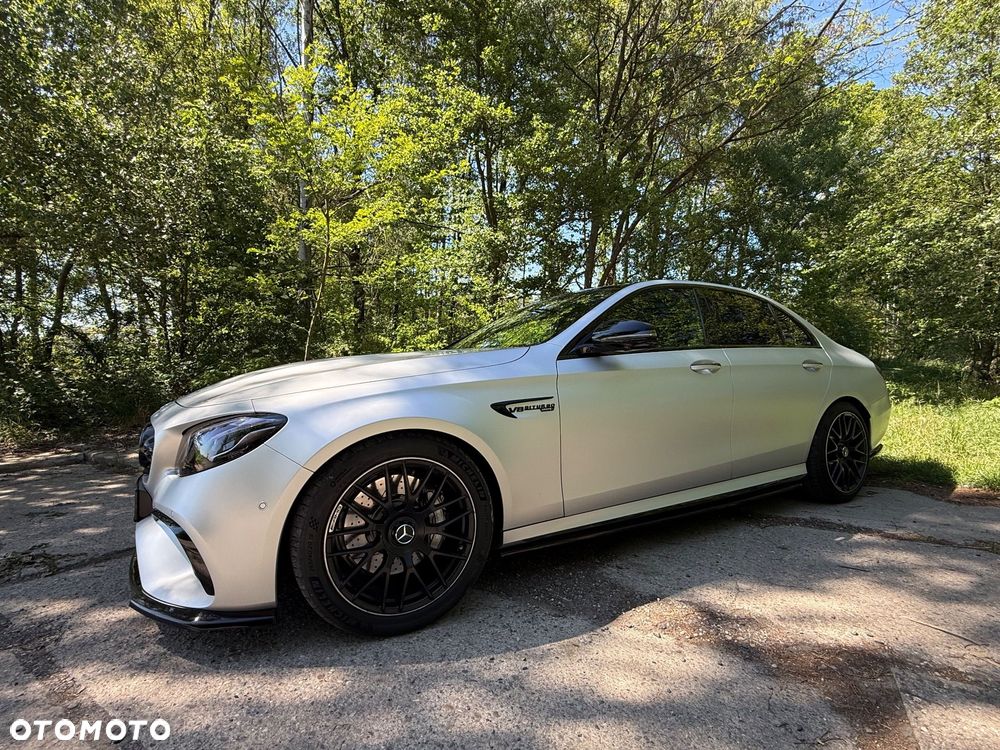 Mercedes-Benz Klasa E AMG 63 4-Matic+ - 8