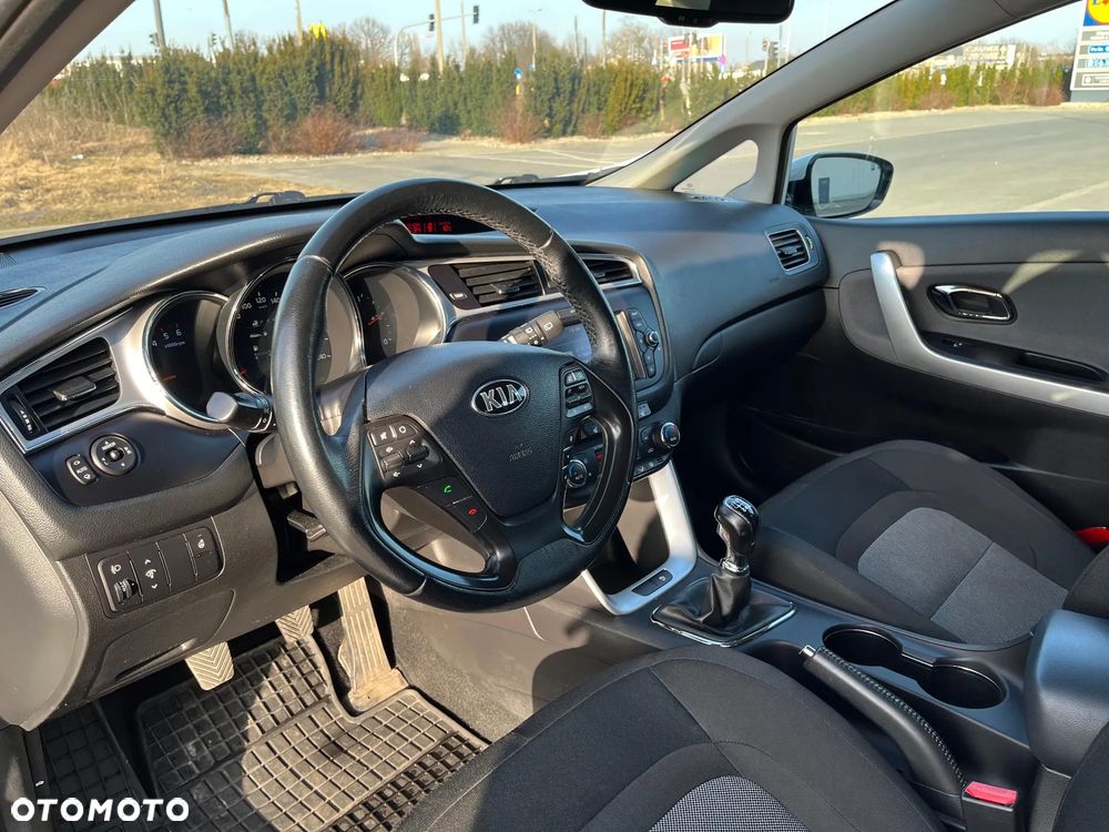 Kia Ceed 1.6 CRDi L Business Line - 17