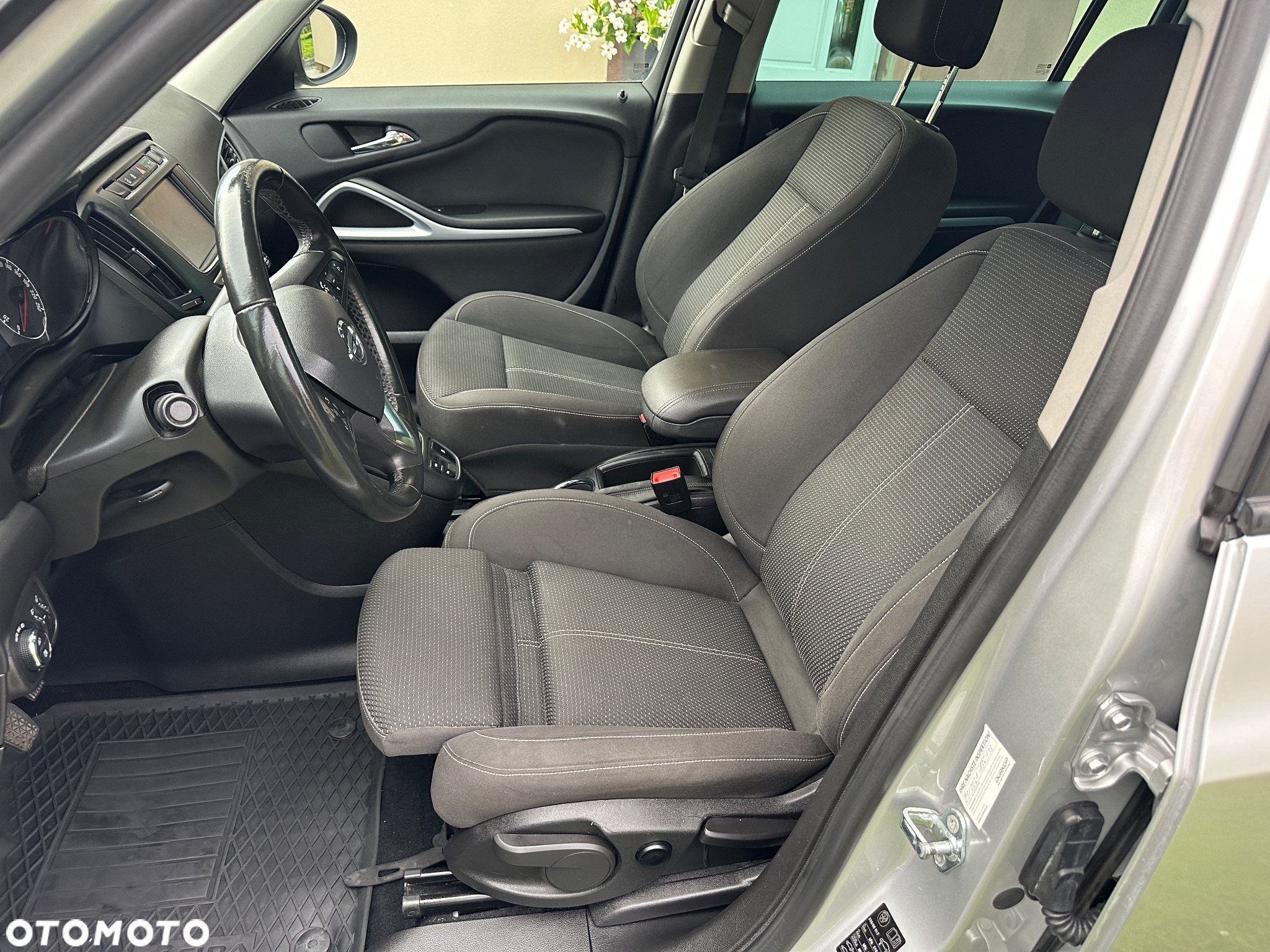 Opel Zafira 1.6 CDTI Elite S&S - 8