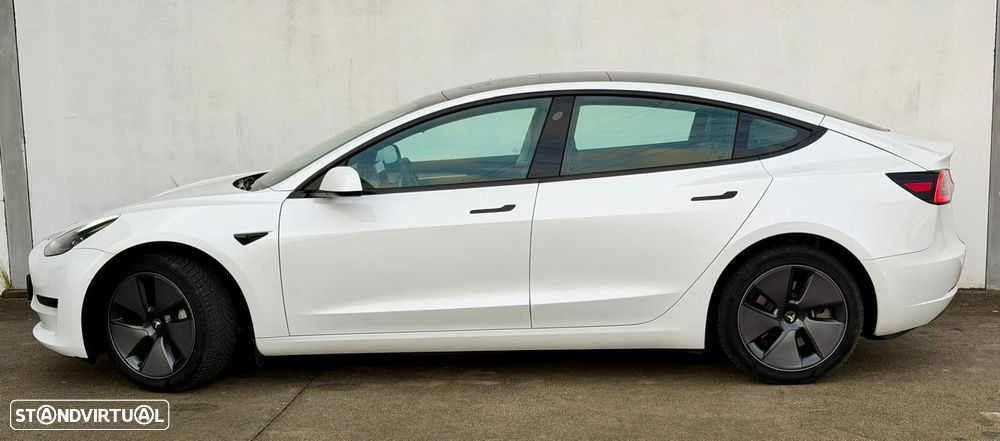 Tesla Model 3 Long Range Tração Traseira - 3