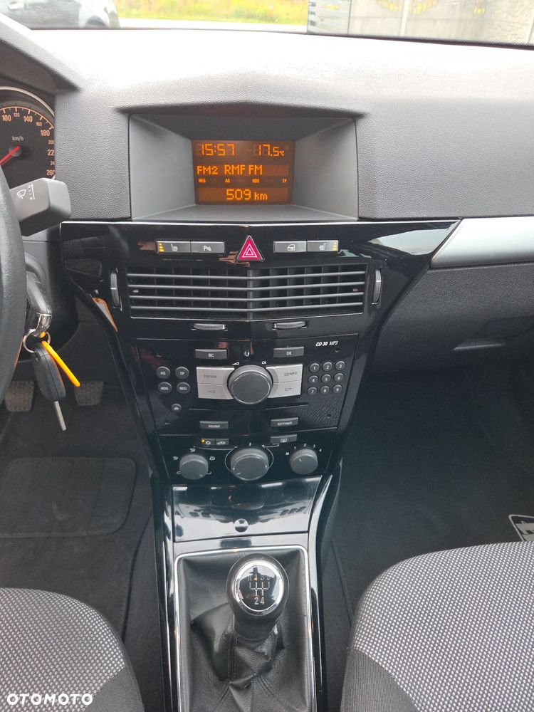 Opel Astra 1.6 Edition 111 Jahre - 37