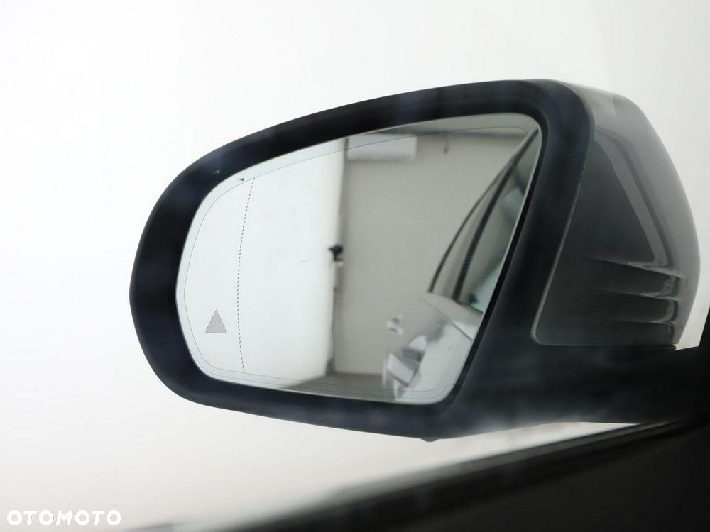 Mercedes-Benz Klasa C 180 9G-TRONIC Avantgarde - 38