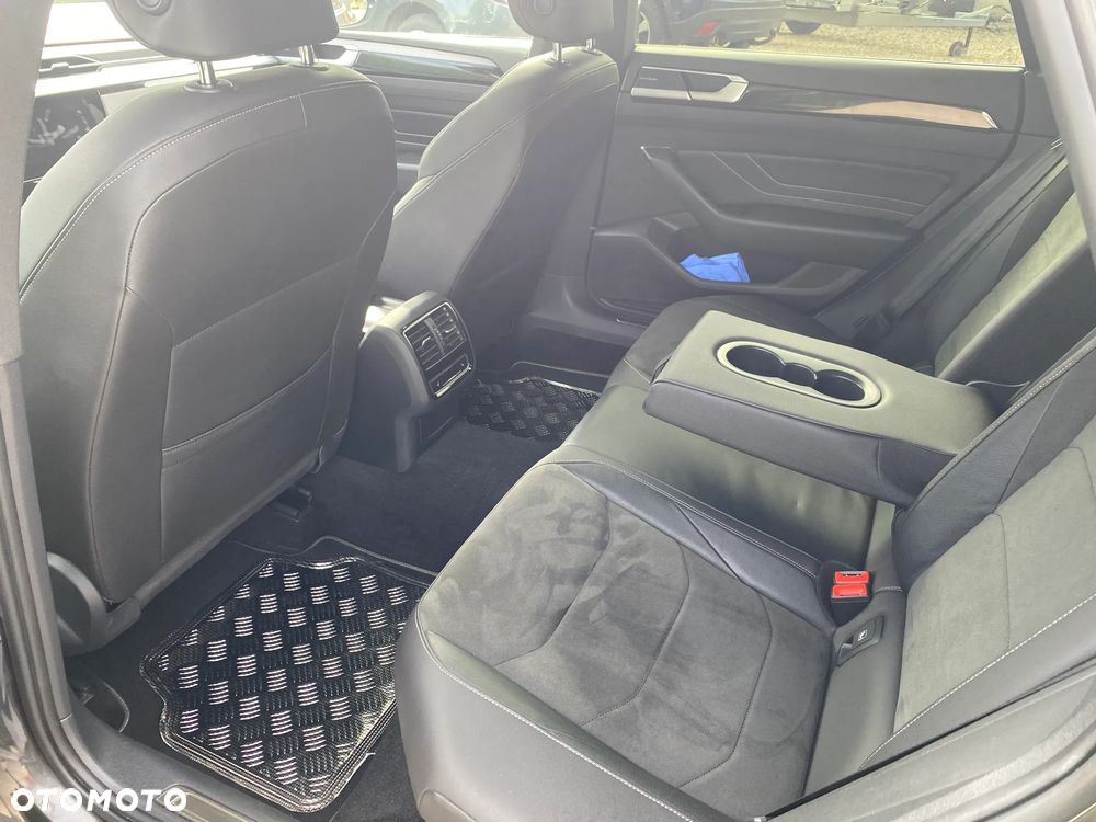 Volkswagen Arteon 2.0 TDI 4Motion R-Line DSG - 19