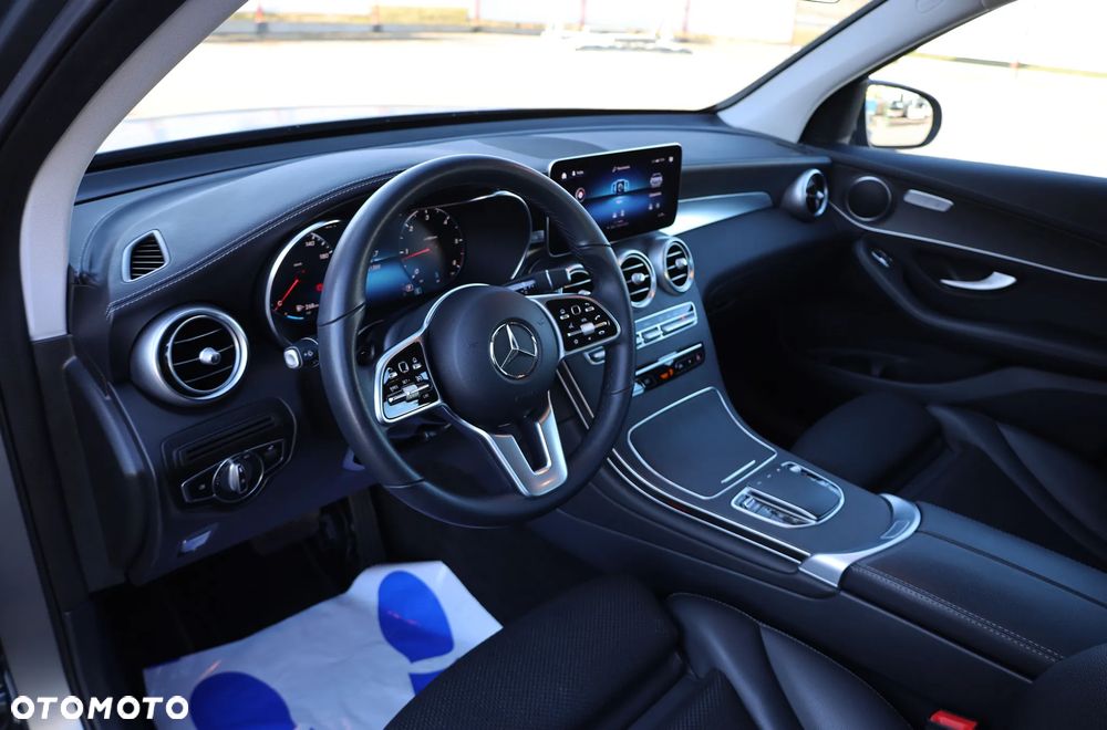 Mercedes-Benz GLC - 22
