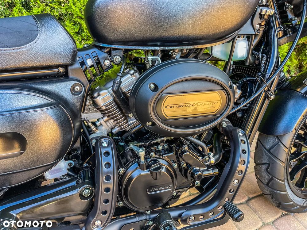 Hyosung GV - 9