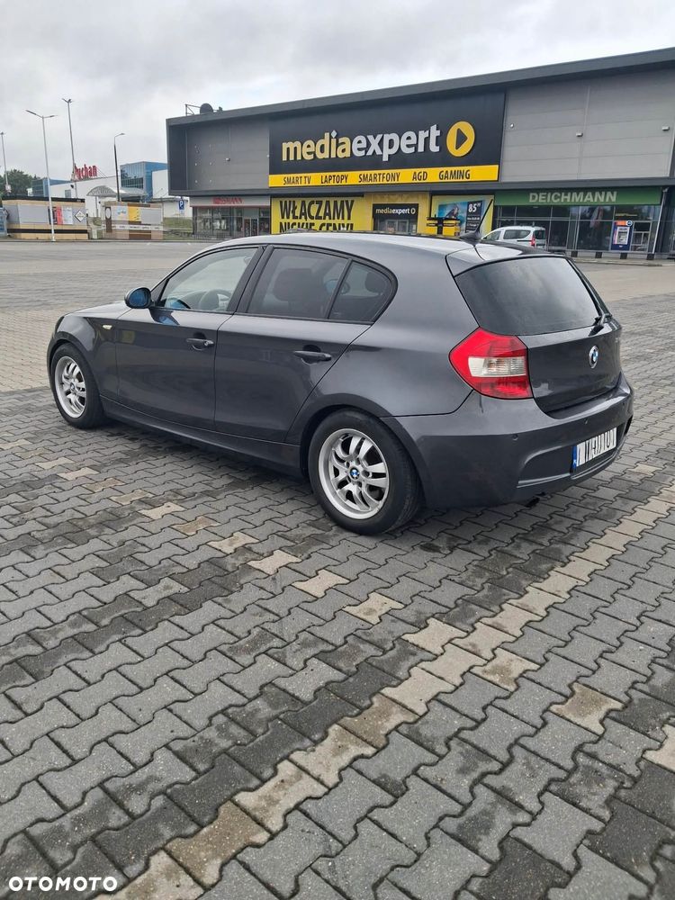 BMW Seria 1 120d - 3