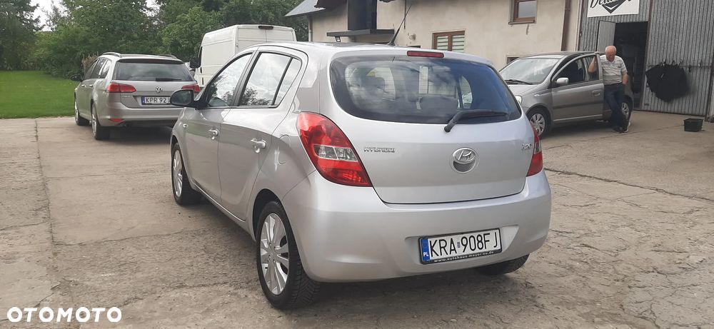 Hyundai i20 - 8