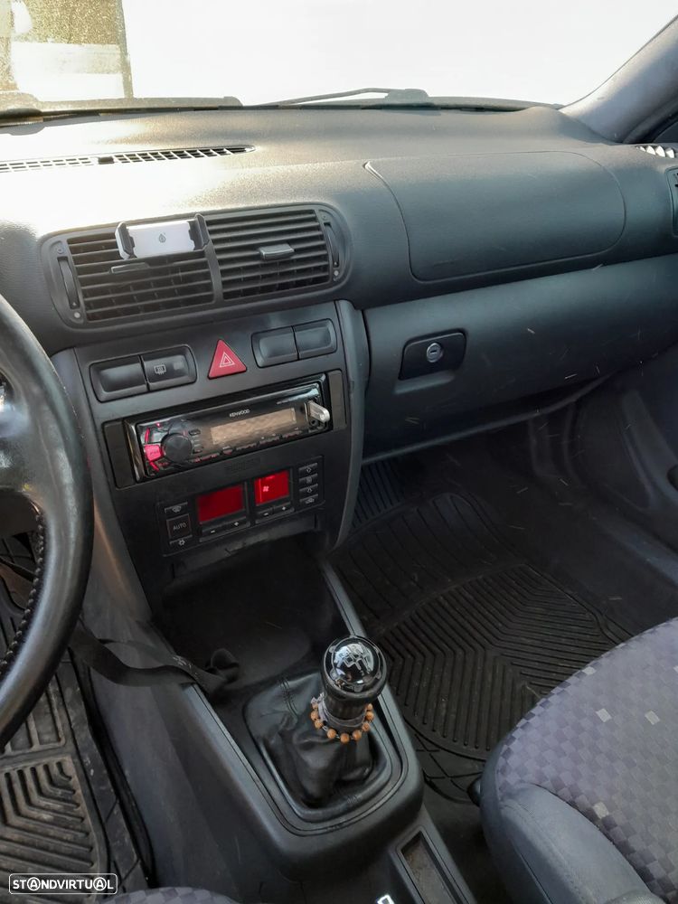 Audi A3 1.9 TDI Attraction - 5