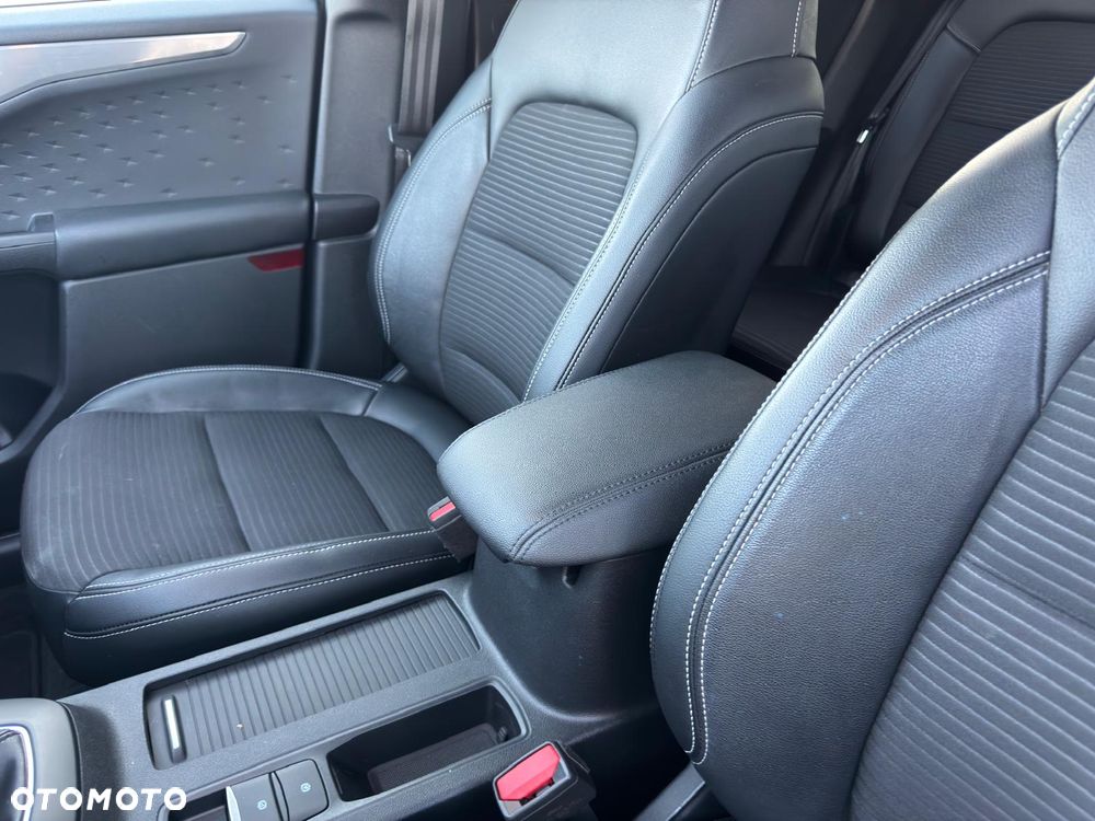 Ford Kuga 1.5 EcoBoost TITANIUM X - 19