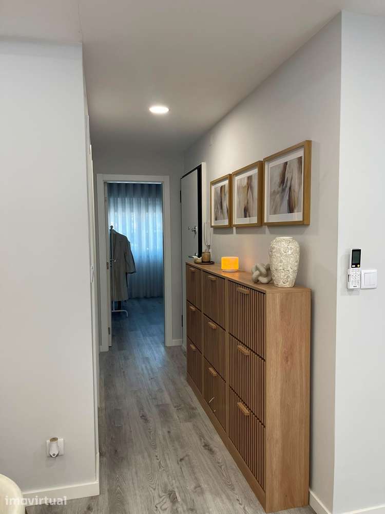 T2 Charneca de Caparica | Remodelado | Ar Condicionado - Grande imagem: 5/13