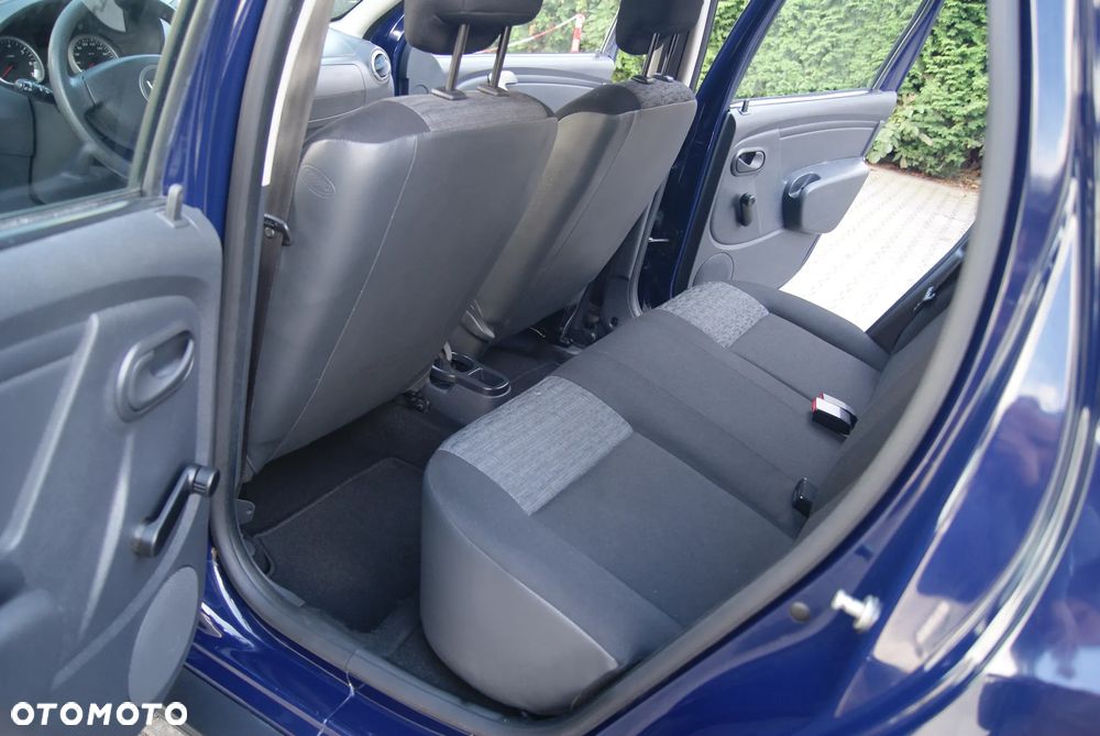 Dacia Duster 1.6 16V 4x2 Ambiance - 11