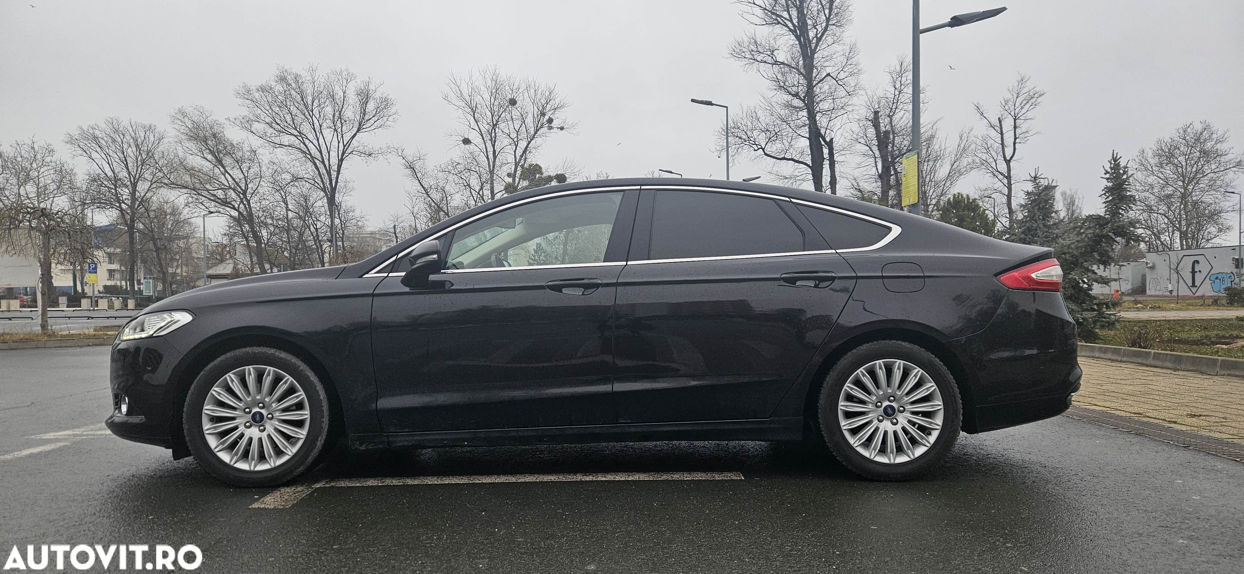 Ford Mondeo 2.0 TDCi Powershift AWD Business - 3