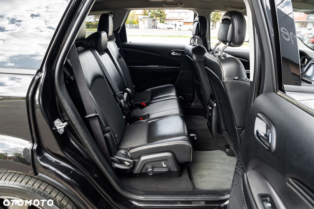 Fiat Freemont 2.0 Multijet 16V DPF Automatik Allrad Black Code - 21