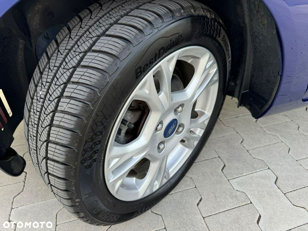 Ford Fiesta 1.25 Silver X - 36