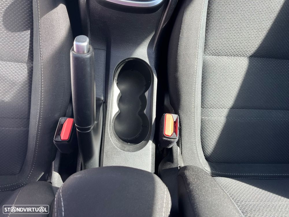 Fiat Tipo Station Wagon 1.3 M-Jet Lounge - 41