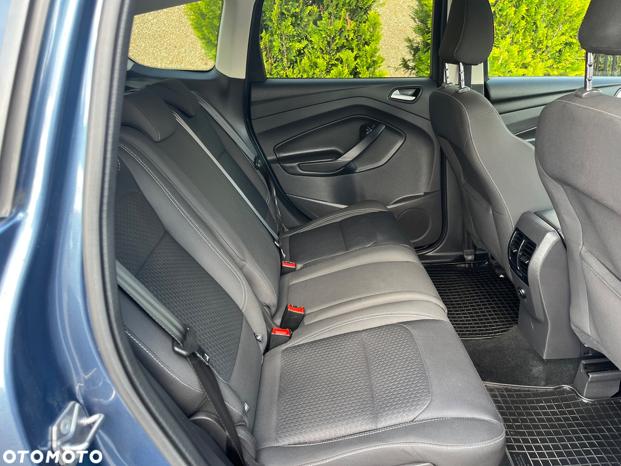 Ford Kuga 1.5 EcoBoost 2x4 Cool & Connect - 7