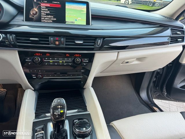 BMW X6 40 d xDrive Pack M - 24