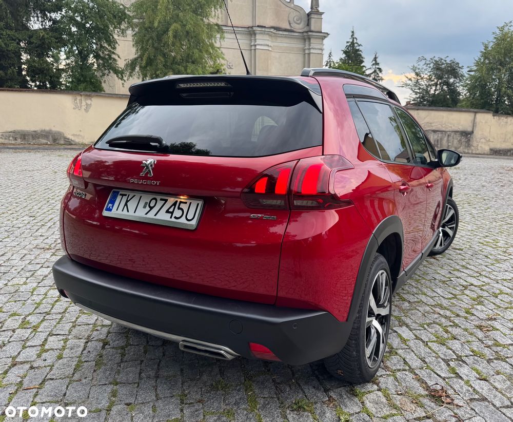 Peugeot 2008 - 8
