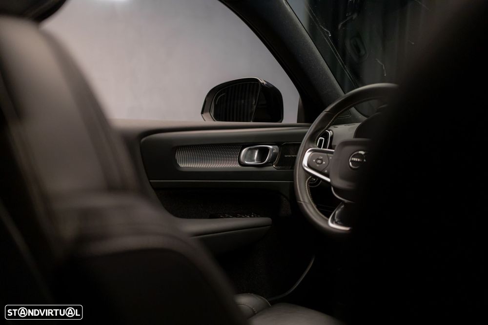 Volvo XC 40 P8 AWD Recharge RDesign - 24