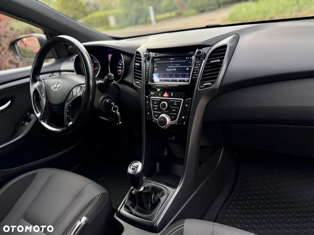 Hyundai i30 1.4 Premium - 33