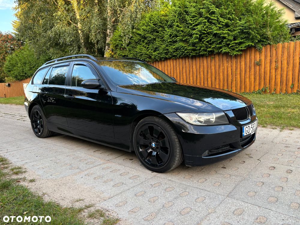 BMW Seria 3 320d DPF - 1