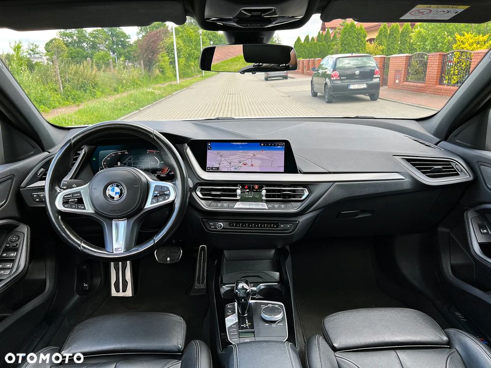 BMW Seria 1 118d M Sport Shadow - 12