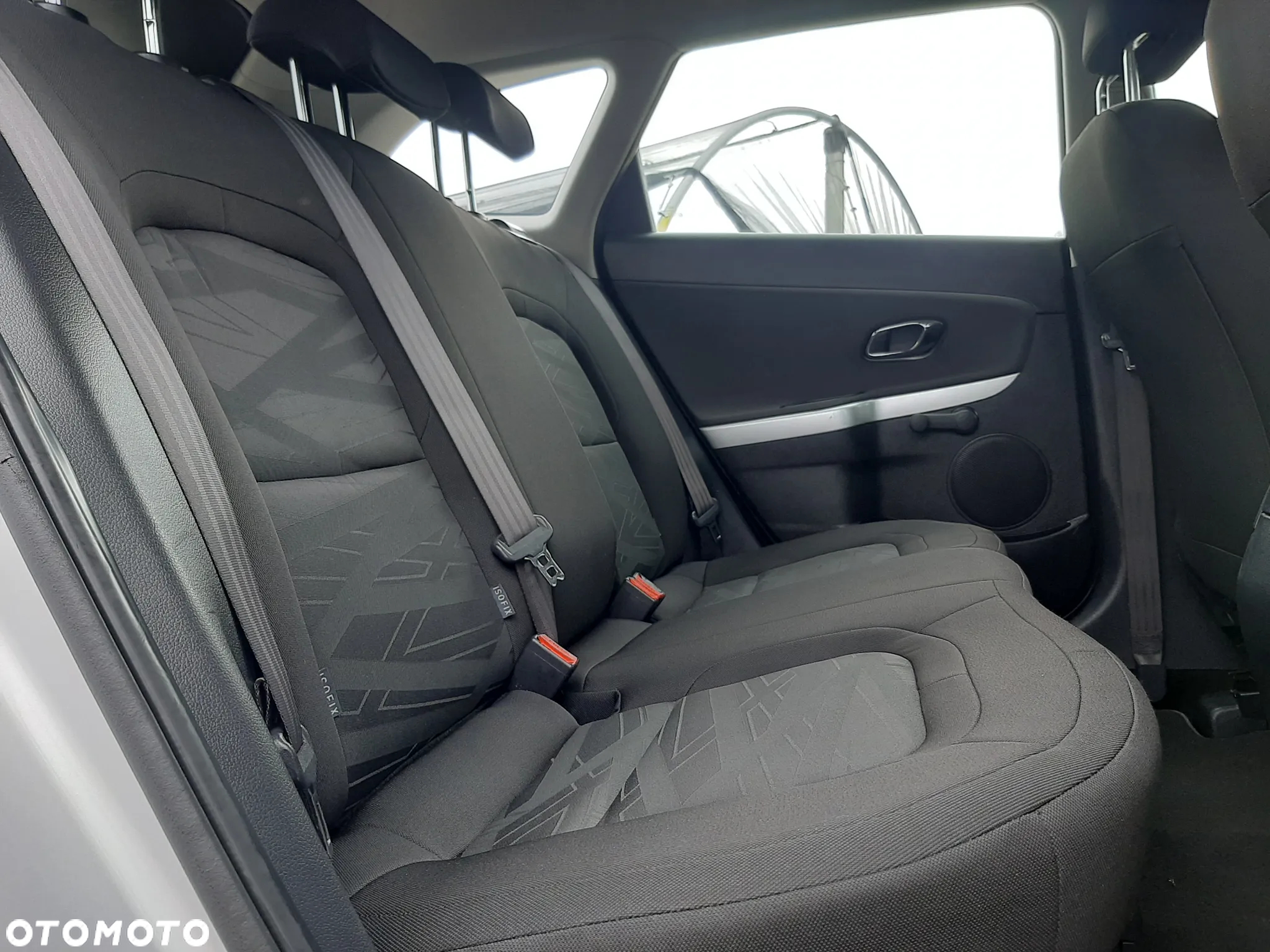Kia Ceed 1.6 GDI SW Dream-Team Edition - 27