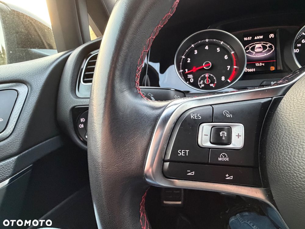 Volkswagen Golf 2.0 TSI BMT GTI Performance - 39